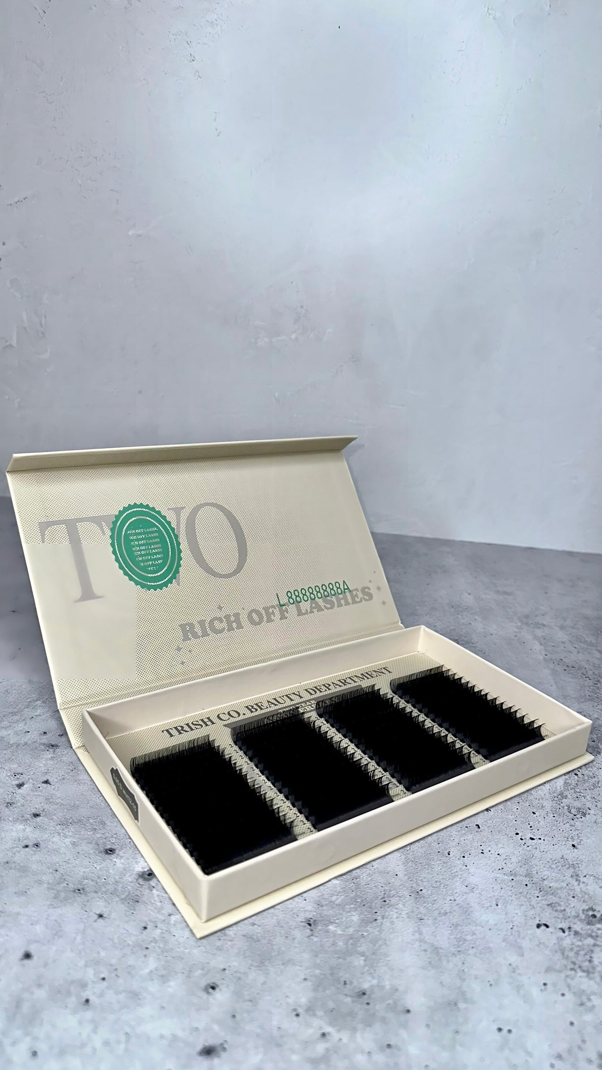 $2 Bill OG Anniversary Tray – CC Curl .05 Easy Fan (60 Rows | 12–15mm / 16–20mm) $2 Bill OG Anniversary Tray – CC Curl .05 Easy Fan (60 Rows | 12–15mm / 16–20mm)