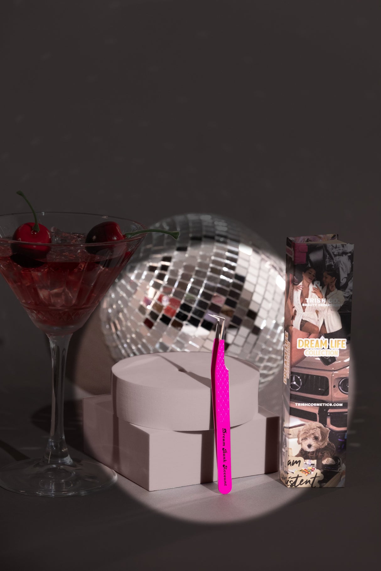 90° Fiber Tip Tweezer – Dream Life Collection Mega Volume Tool | Trish Co 90° Fiber Tip Tweezer – Dream Life Collection Mega Volume Tool | Trish Co