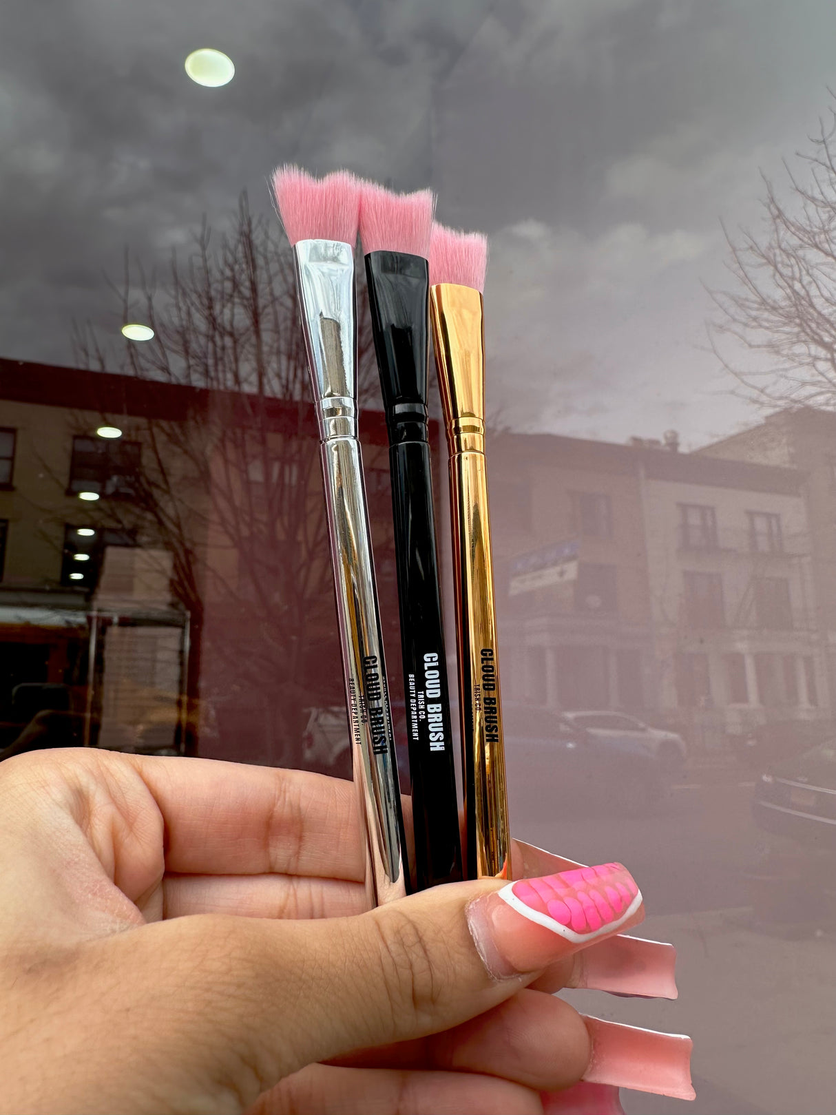 U-Shape Cloud Cleansing Brushes (3 for $8) – Lash Bath Tool | Trish Co U-Shape Cloud Cleansing Brushes (3 for $8) – Lash Bath Tool | Trish Co