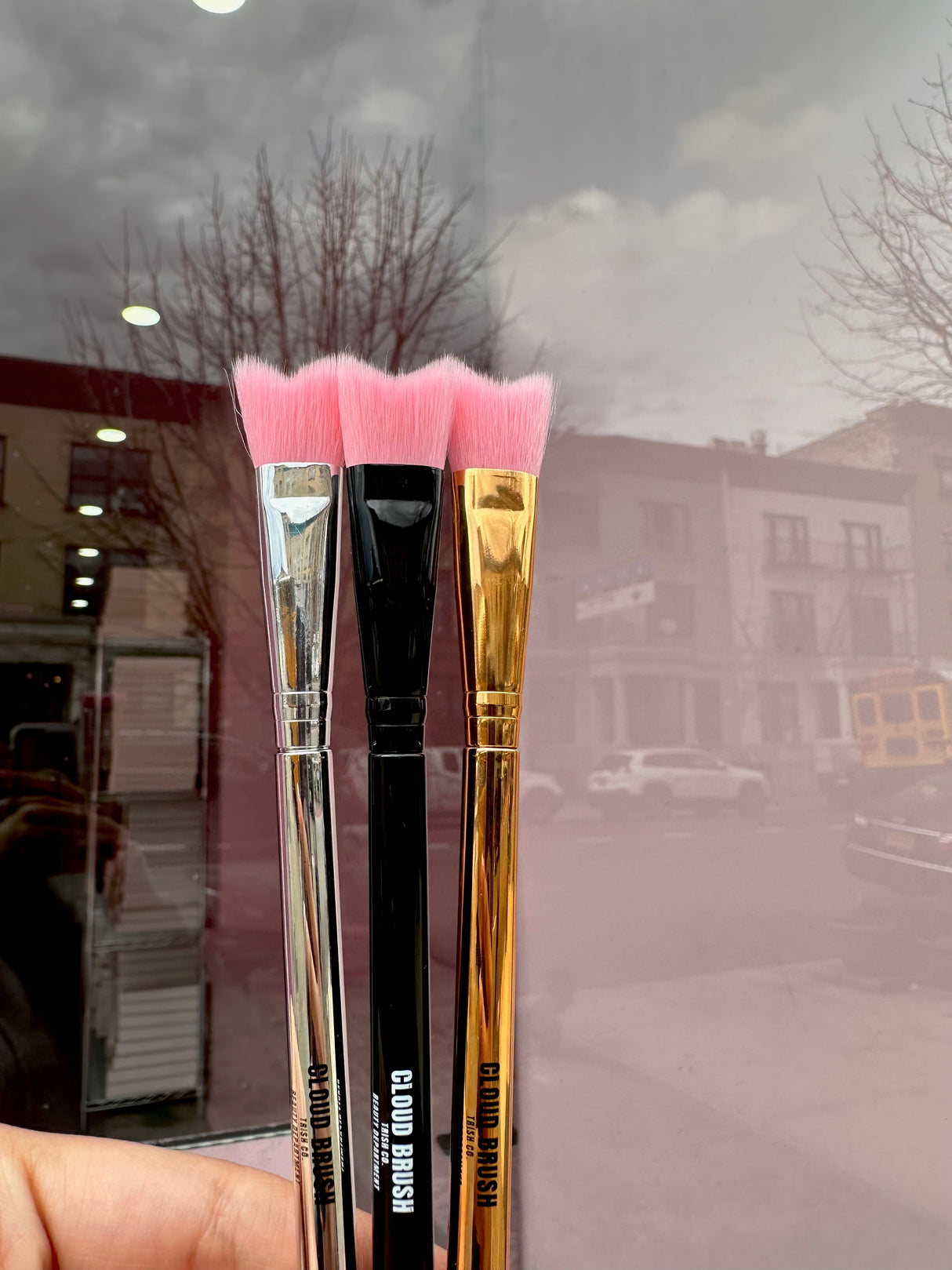 U-Shape Cloud Cleansing Brushes (3 for $8) – Lash Bath Tool | Trish Co U-Shape Cloud Cleansing Brushes (3 for $8) – Lash Bath Tool | Trish Co