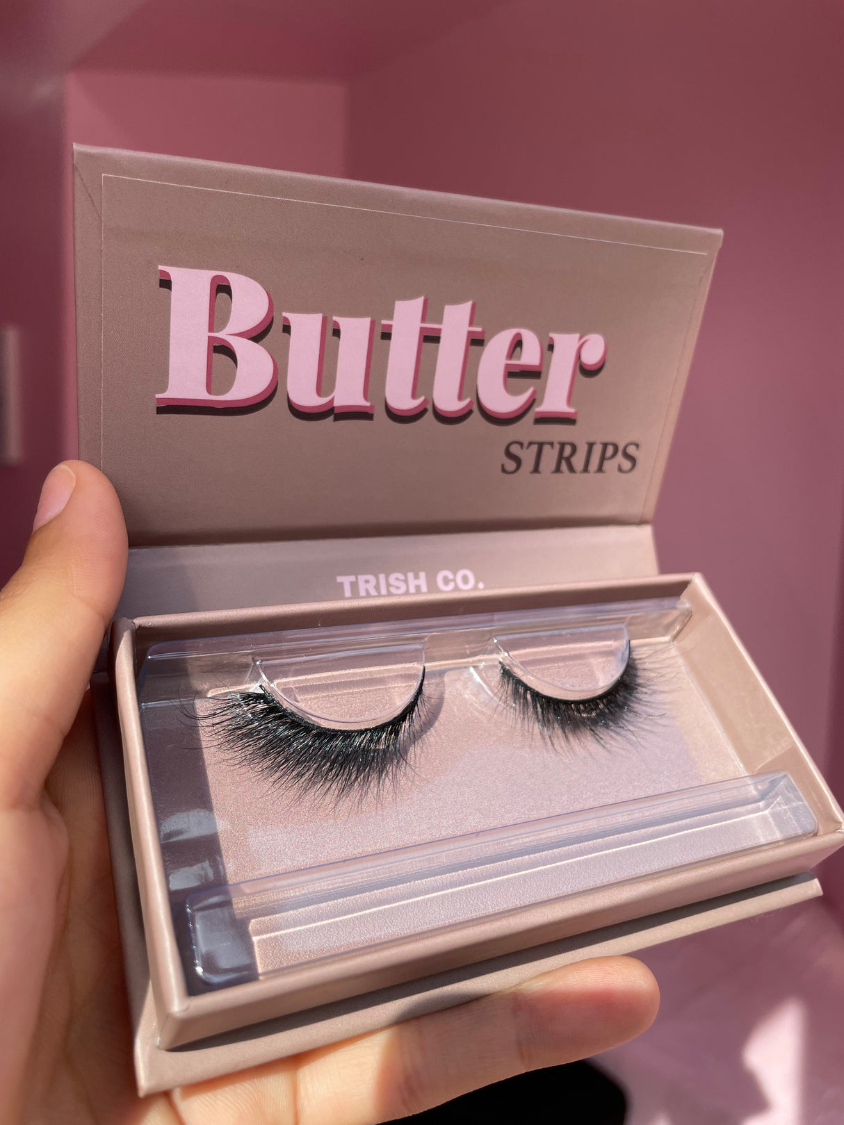 BUTTER Strip Lash Style 7 – ultra-lightweight strip lashes with a fluttery, textured finish BUTTER Strip Lash Style 7 – ultra-lightweight strip lashes with a fluttery, textured finish