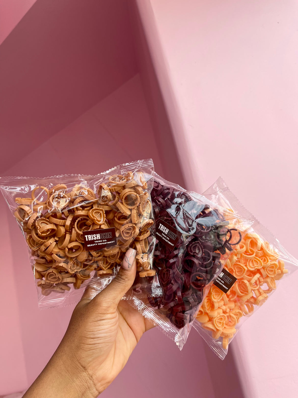 TRISH SKIN Heart Glue Rings – 600 pcs for $10 | Trish Co TRISH SKIN Heart Glue Rings – 600 pcs for $10 | Trish Co
