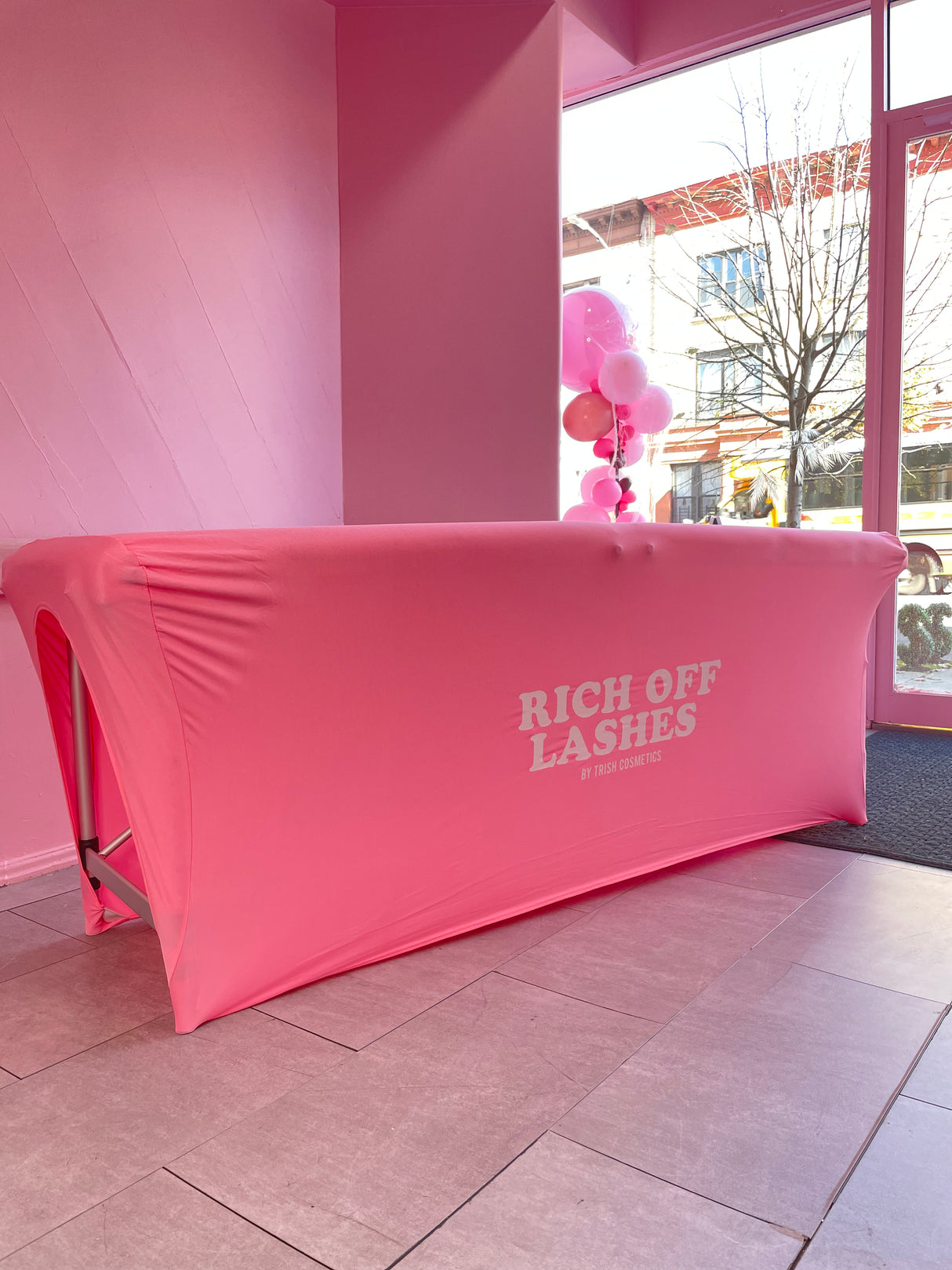 Rich off lashes bed cover Rich off lashes bed cover