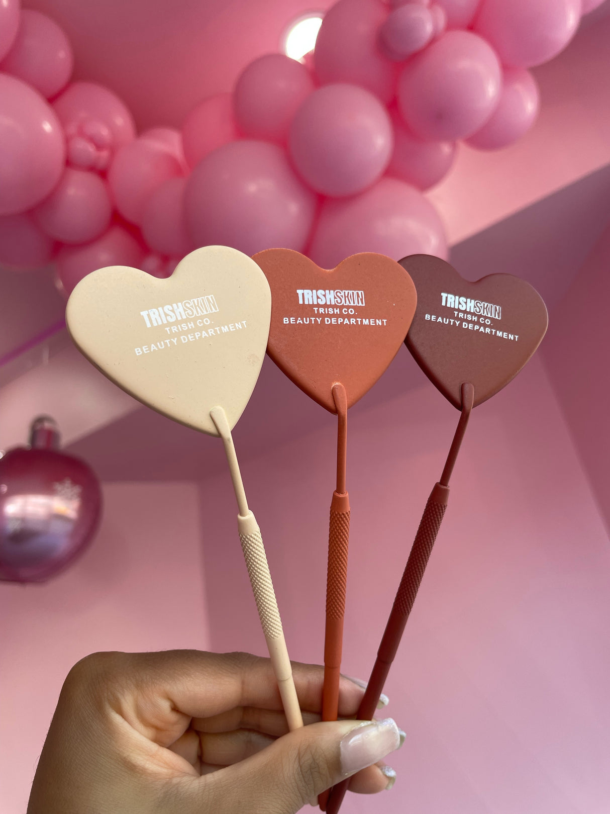 TRISHSKIN π€ Dental Mirror β Large Lash View Tool | Trish Co TRISHSKIN π€ Dental Mirror β Large Lash View Tool | Trish Co