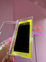 Butter Lash Tray front view – ultra dark, fluffy volume lashes in CC & D curl, single lengths 12–18mm