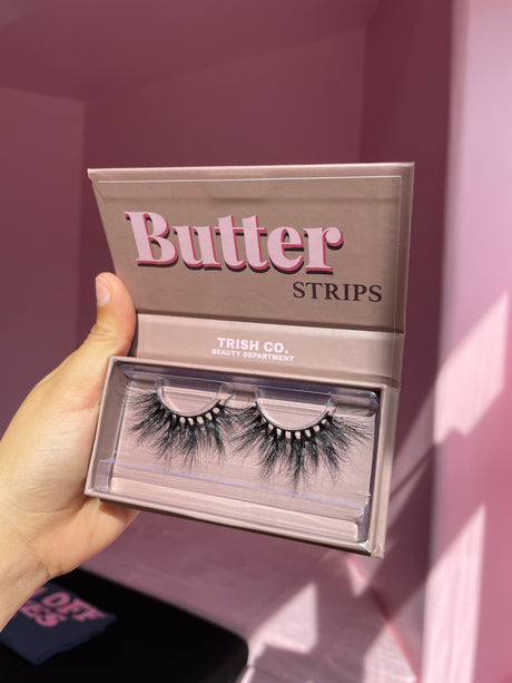 BUTTER Strip Lash Style 6 – dramatic lash style with crisscrossed volume
