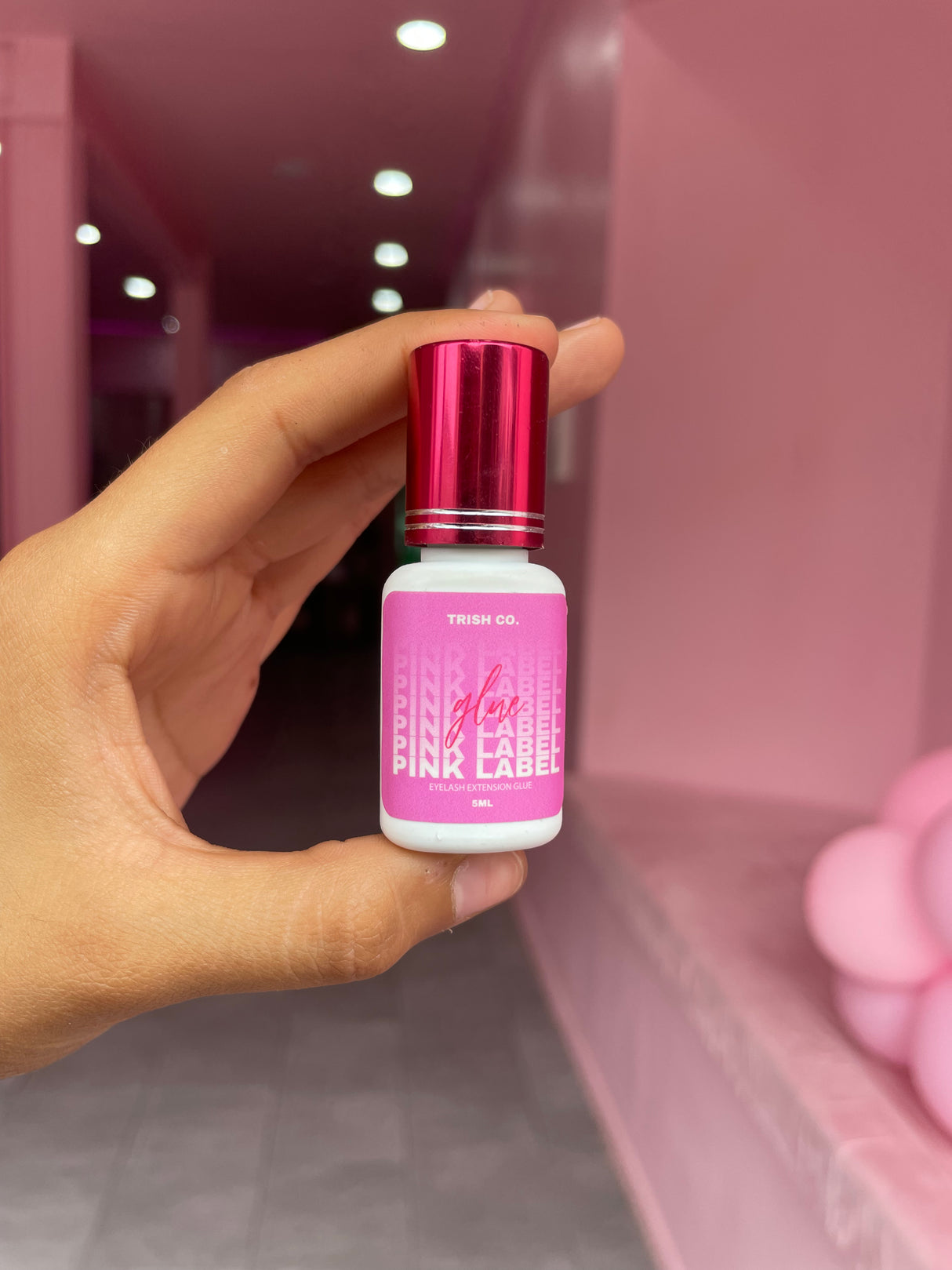 Pink Label Lash Glue – 1–2 sec dry time, low fumes, 7 week retention