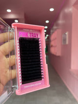 Front view of Pink Trays RELOADED D Curl .05 – matte black fluffy lash tray in lengths 9mm to 25mm
