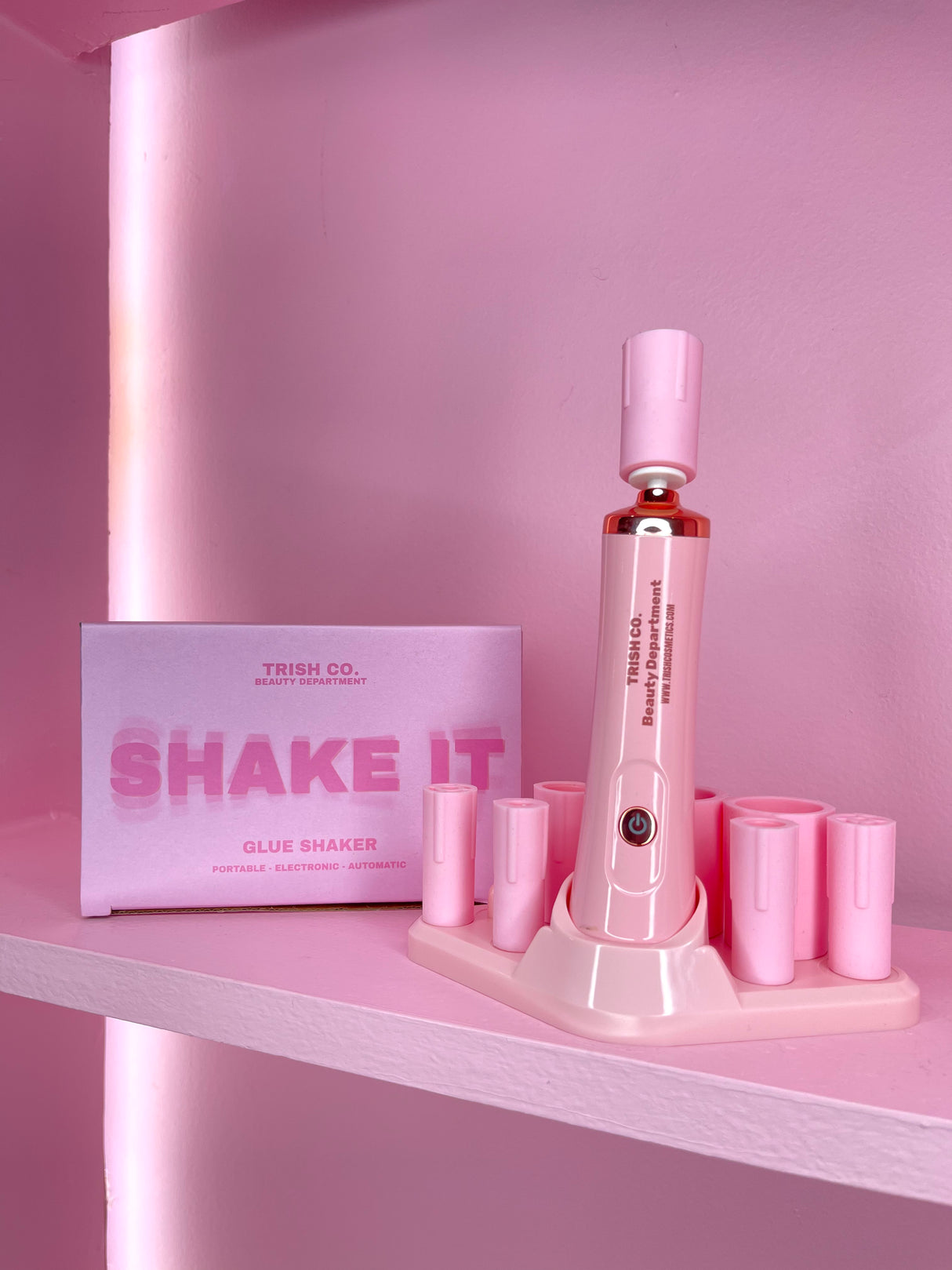 “Shake It” Glue Shaker – Electric Lash Adhesive Mixer | Trish Co