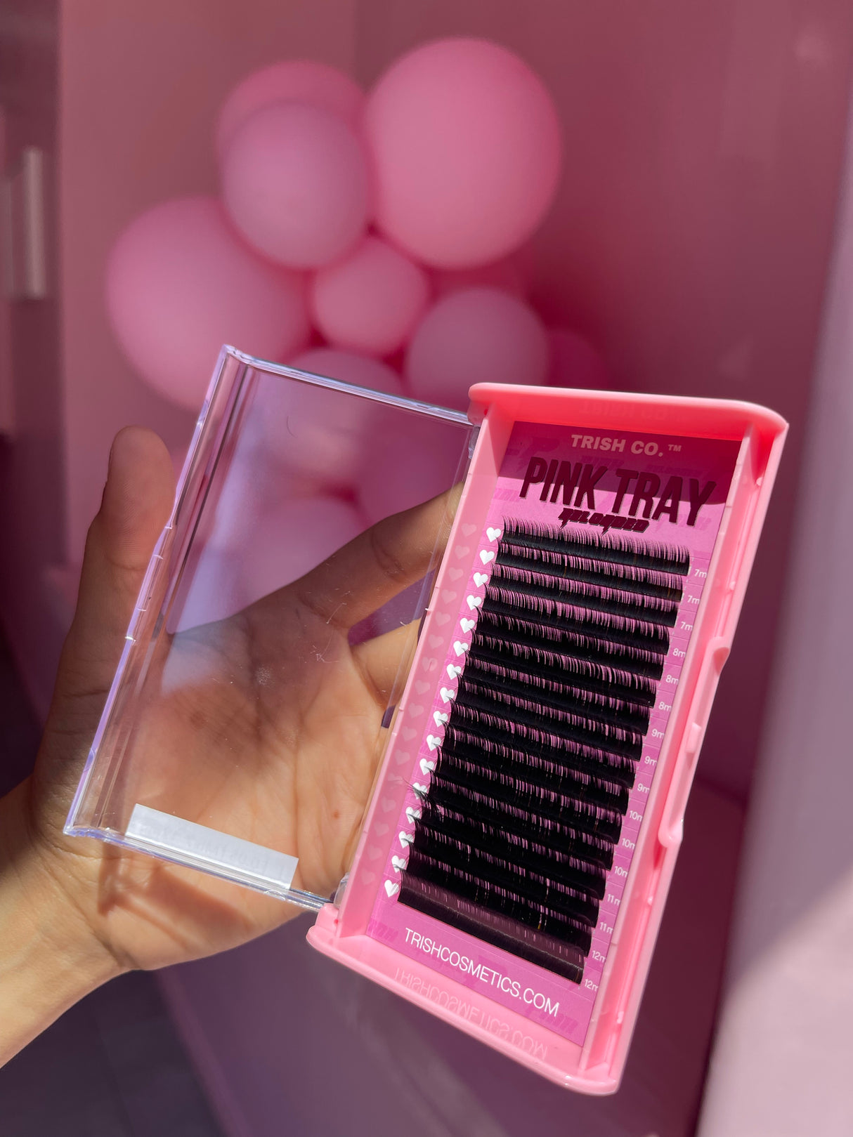 Front view of Pink Trays RELOADED ⚡️ J Curl .05 MIX 7–12mm bottom lash tray – 16 rows of fluffy lashes in pink packaging