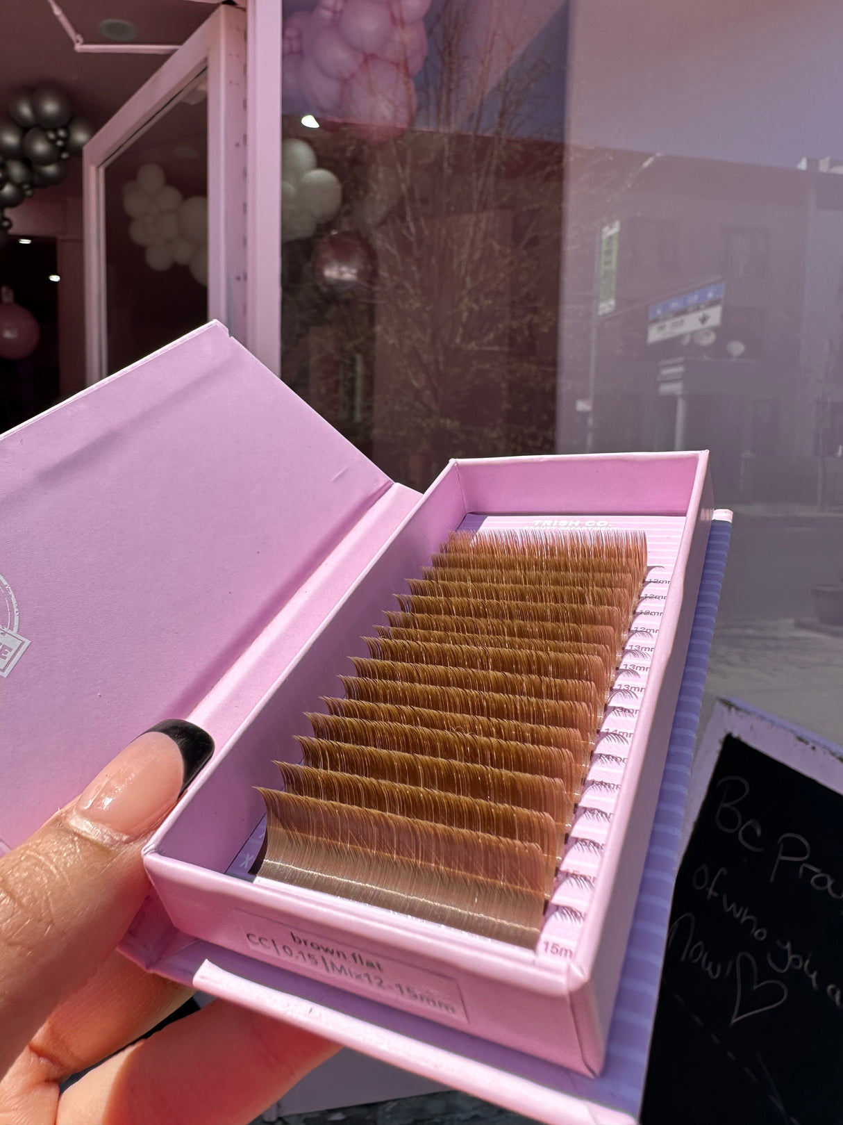 Classic Brown Flat Lashes – 0.15 C/CC/D Curl MIX | Trish Co